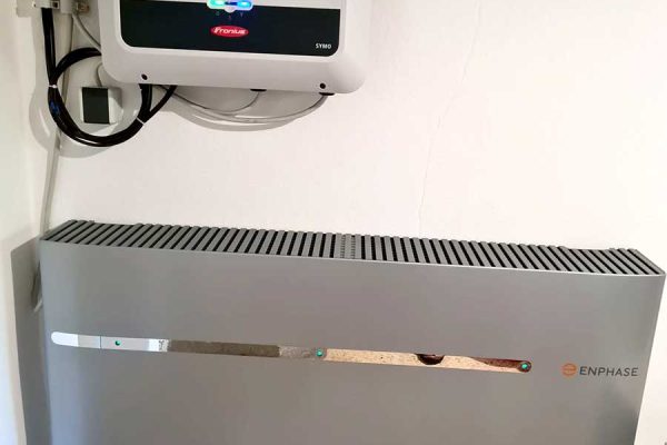 Fronius Wechselrichter mit Enphase Stromspeicher